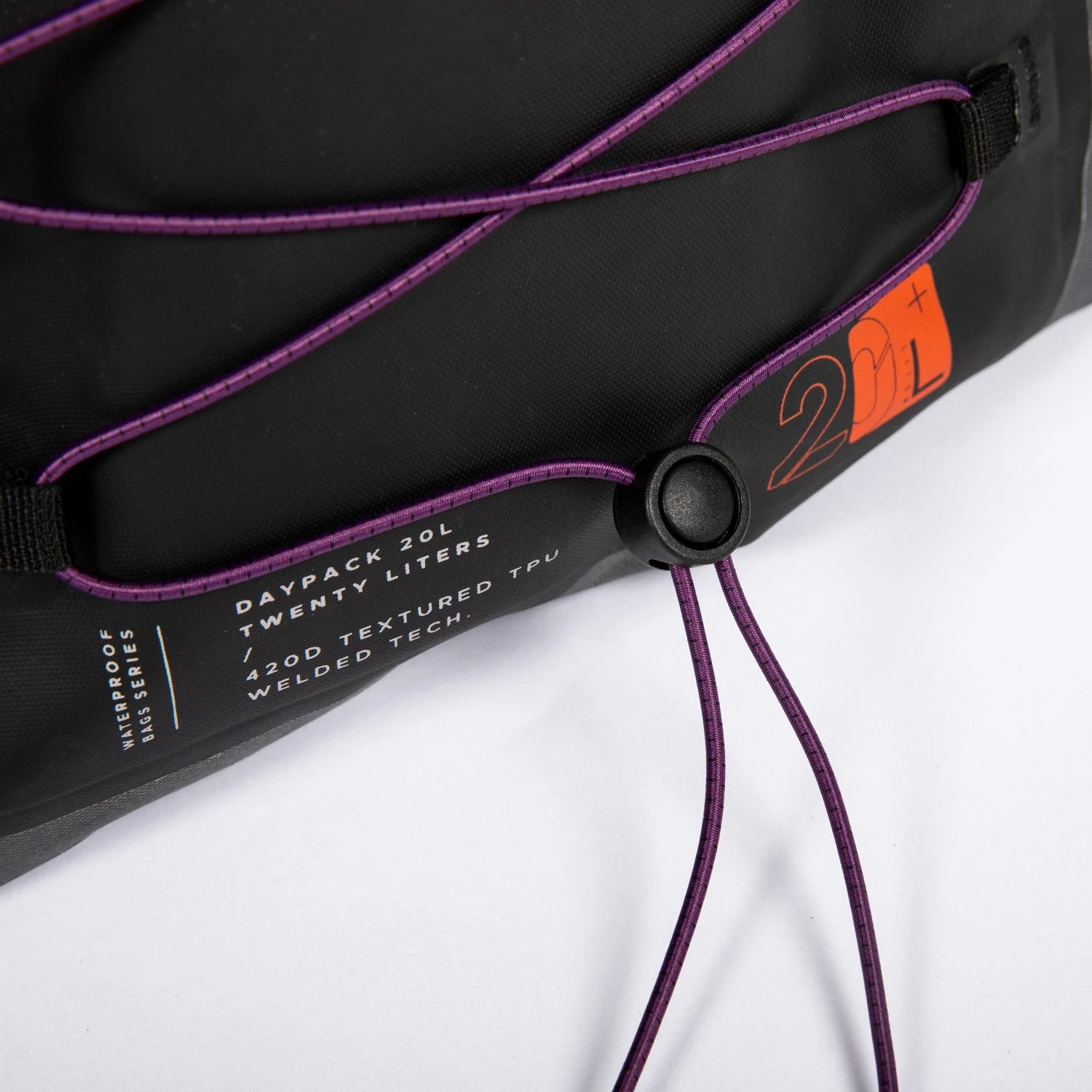 Bring all your belongings with you on the water! The new JOBE Daypack is the best solution for keeping your stuff dry! Shop now at Weshbo.