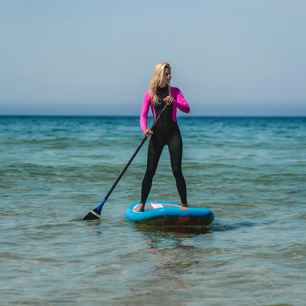 Stay warm and protected with O'Neill Women's Reactor 3/2mm Back Zip Full Wetsuit